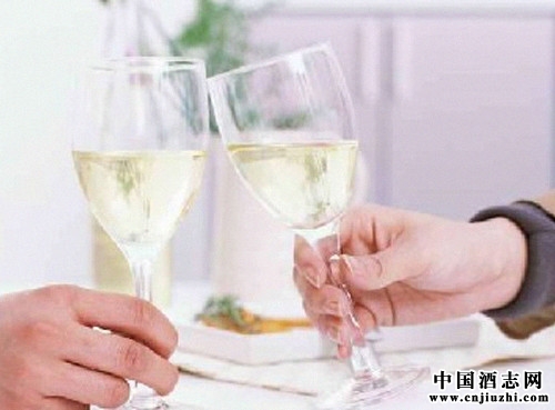 饮酒是否有益于健康?喝多少酒对健康最有好处?