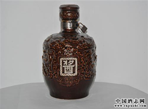 ��˵�����Ͱ׾ƺã������Ͱ׾ƾ�������Щ��Ч��