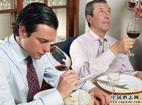 葡萄酒到底有多少种气味?