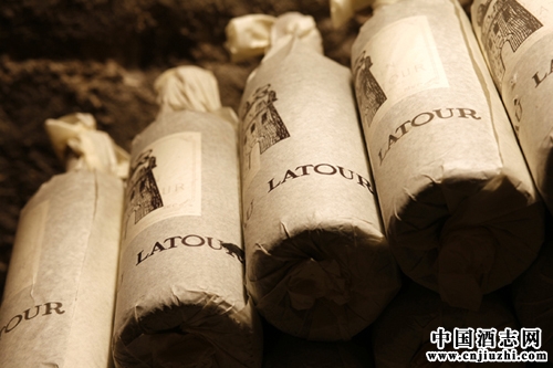 �������ھƵ�һ���۸񹫲� �����ھ������г�����