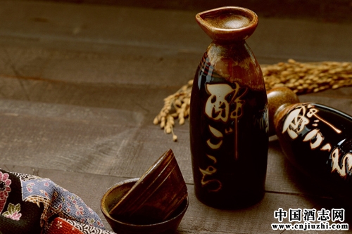 白酒企业业绩反弹 行业复苏有望