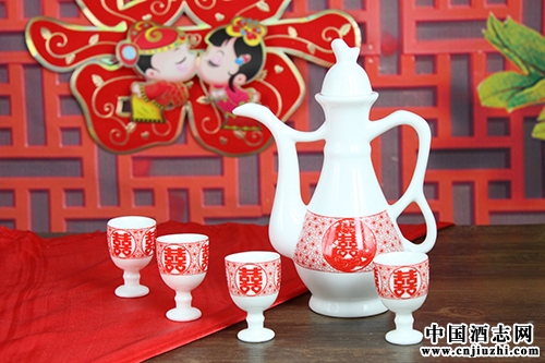 �����г��������&nbsp;��Ҷ��ĸ��ɫϵ��