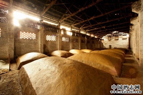 �ڴ��׾ơ���̬��ơ���׼��¯