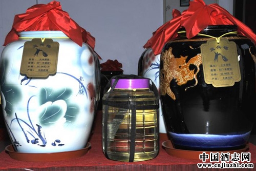 Ʒ�ƽ����Ǿ���վ�ȽŸ���ǰ��