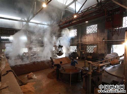 ��ô���ƾ������İ׾ƺʹ�������İ׾�