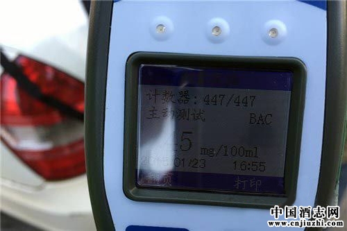 �ƾ������