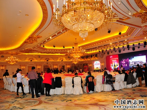 �������������Ѿ�Ʒ����᳡