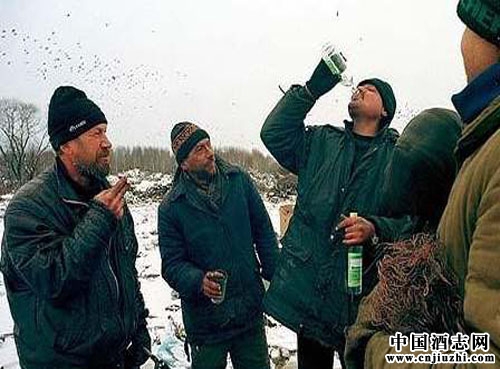 ��ںȾƵĶ���˹