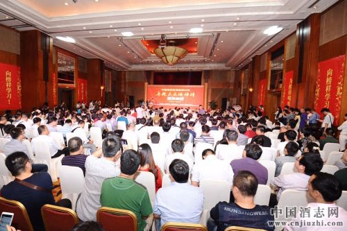 ӭ�ݶ��³���ѡ�й��׾���ʷ�ܳ���������