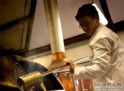 �������ʦ���뾭���������׶�