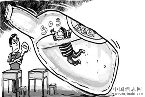 ��ѧ��У��ǿ��ѧ���׾��»��ԣ���У����ְͣ