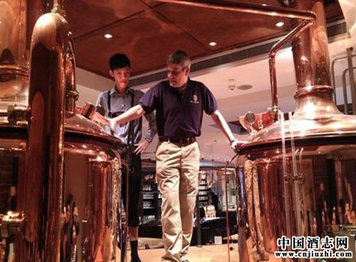 ���ʦ������γ�Ϊ���Ѿ�ר��