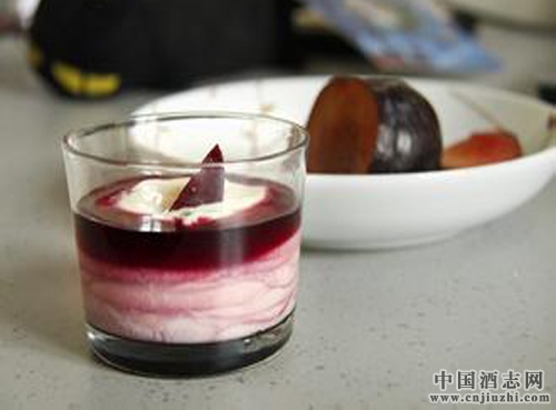 品酒养生:清肠道,治便秘,红酒+酸奶