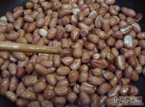 С͵���ҵ����ٵð׾ƣ���˼����ȴ��ը�������¾Ʋˣ�