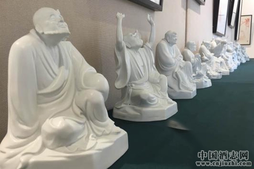 ����ę́�޺�����ƿ��������