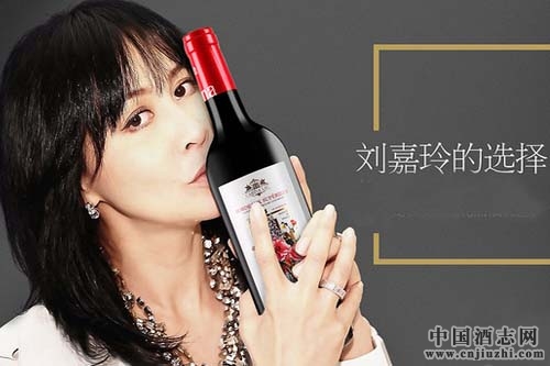 ������Carina&nbsp;Lau���������Ϣ�Ӷ࣬��è�¼�