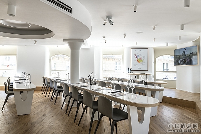 ���߲����࣬���������Ѿ�ѧУ����Ȥζ����ʽ���Ͻ�ѧ