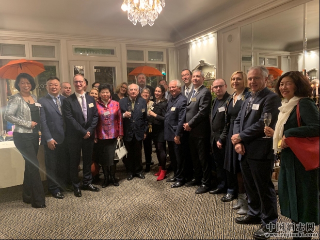 ����������α�������ֳ�