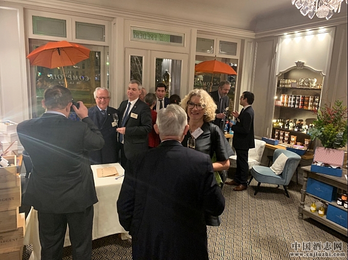 ר����������Ϲ������ѾƵ����ҽ���