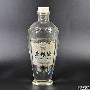 80年代长江大桥五粮液